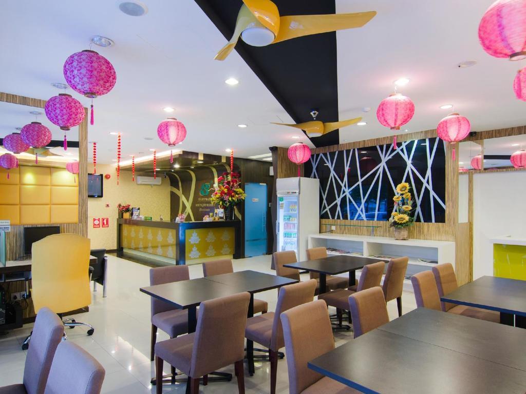 ג'והור בהרו Eight Days Boutique Hotel - Mount Austin מראה חיצוני תמונה