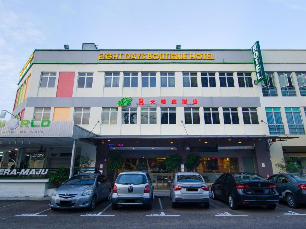 ג'והור בהרו Eight Days Boutique Hotel - Mount Austin מראה חיצוני תמונה
